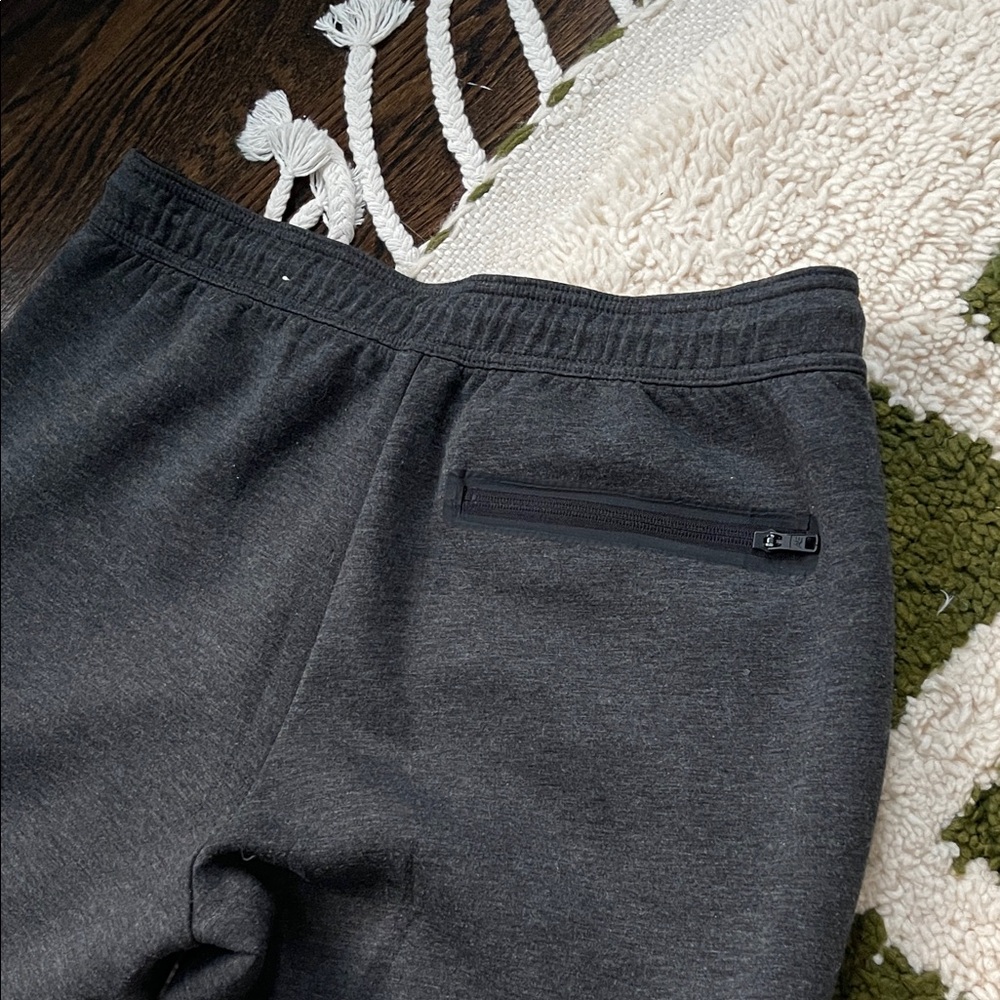 American Eagle Dark Gray Jogger Sweatpants - Picture 5 of 5
